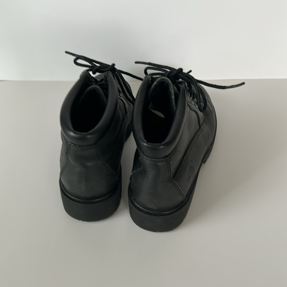 Timberland Black Leather Size 6 Lace up Hiking Boots - Picture 3 of 9
